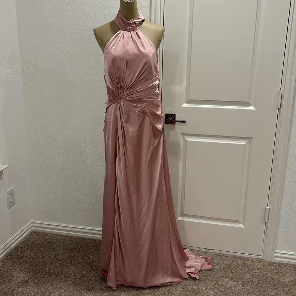 Ieena for Mac Duggal Side Ruched Satin Halter Gown - Picture 5 of 9